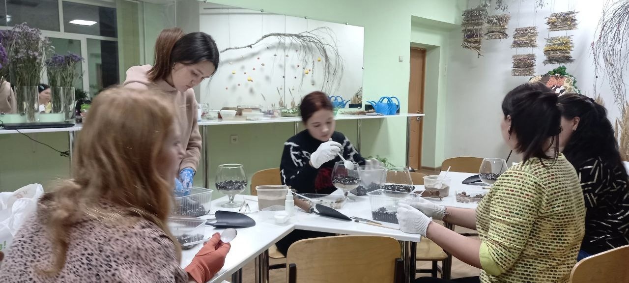 Приглашаем на курсы по основной программе профессионального обучения «Флорист»